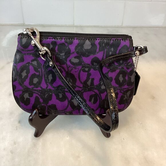 Coach Poppy Ocelot Leopard Lurex & Satin Wristlet Clutch - Picture 4 of 15